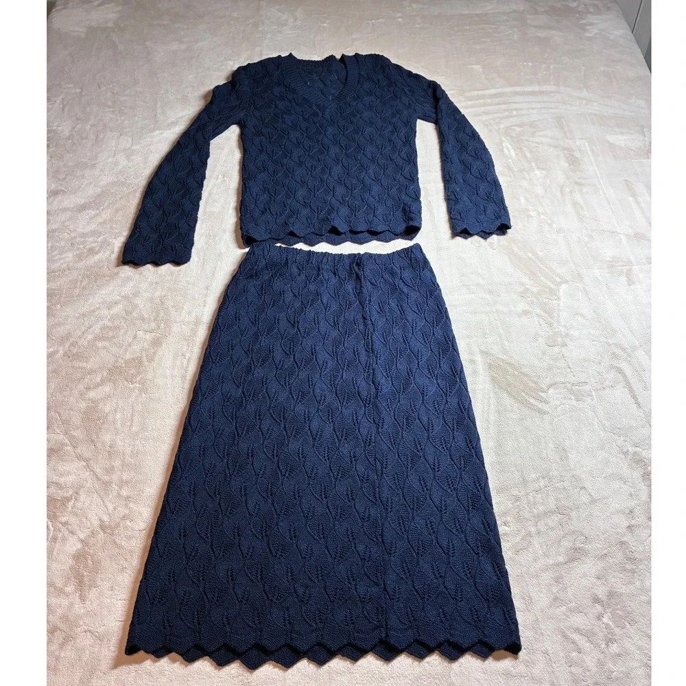 Handmade Vintage Navy Pointelle Knit 2 Piece Skirt Set Scalloped V-Neck Midi